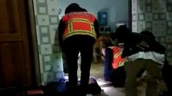 Warga Bandung Panik Ular Kobra Jawa Masuk Rumah, Tim Rescue Turun Tangan