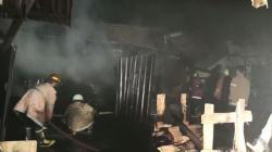 Diduga Tungku Oven Bocor, Pabrik Pengolahan Kayu di Kendal Terbakar