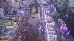 Komplotan Emak-Emak Bergamis di Ponorogo Terekam CCTV Curi Susu Formula