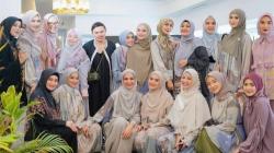 Deretan Artis Punya Grup Pengajian, Penampilannya Bikin Pangling