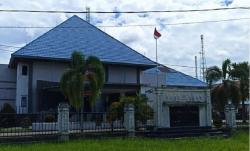 Lupa Kibarkan Bendera Merah Putih Setengah Tiang, DPRD Kapuas Hulu Minta Maaf