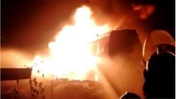 Truk Tangki BBM Terbakar di Galangan Kapal Palembang, Polisi Lakukan Penyelidikan<