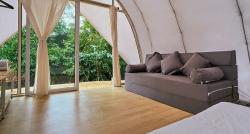 Bosan Menginap di Hotel, Yuk Jajal Glamping di Lembang dengan Suasana Pegunungan!