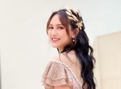 Happy Asmara Tulis Bismillah Lancar pada Video Fitting Baju Nikah Adat Jawa