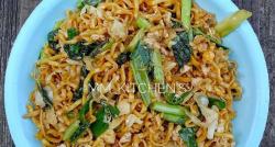 Cara Membuat Mi Goreng Sederhana yang Enak, Bumbu Hanya Bawang Merah dan Putih 