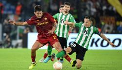 Hasil Liga Europa: Dihiasi Kartu Merah, AS Roma Dikalahkan Real Betis di Olimpico