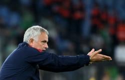 Jose Mourinho Bangga Lihat AS Roma Lumat Feyenoord: Berani dan Cerdas!
