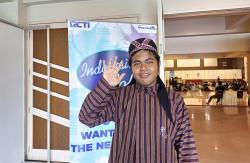 Unik, Peserta Audisi Indonesian Idol di Yogyakarta Kenakan Blangkon dan Surjan