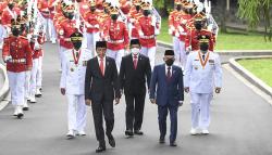 Presiden Jokowi Lantik Sri Sultan HB X sebagai Gubernur DIY