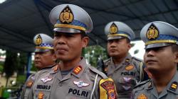 Terjaring Razia Lalu Lintas, Pengendara Motor di Garut Diajak Ngopi Bareng Polisi<