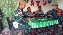 Warga Halmahera Utara Serahkan 11 Senjata Rakitan ke Satgas Organik Yon Arhanud 3 YBY