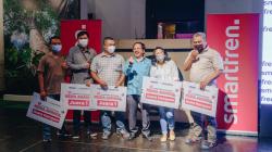Penyerahan Penghargaan untuk Pemenang Smartfren Unlimited Media Awards 2022