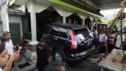 Mobil Hantam Mushola di Lamongan, Pengemudi Tewas