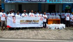 Tebar Kebahagiaan, Relawan Puan Bagikan Sembako dan Ajak Warga Pekalongan Senam Asik <