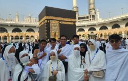 Deretan Artis Umroh Mohon Doa Selesaikan Masalah Keluarga, ada Ayu Ting Ting hingga Lesti Kejora  