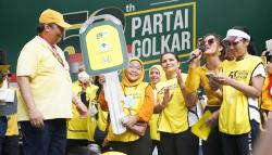 Penerima Grand Prize Mobil Berharap Golkar Menang dan Airlangga Presiden<