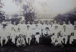 Biografi Marie Thomas, Dokter Perempuan Pertama di Indonesia yang Berprestasi