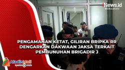 Pengamanan Ketat, Giliran Bripka RR Dengarkan Dakwaan Jaksa terkait Pembunuhan Brigadir J