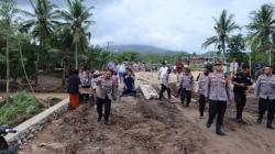 Bantuan untuk Korban Banjir di Lombok Tengah Mulai Berdatangan<