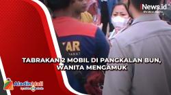 Tabrakan 2 Mobil di Pangkalan Bun, Wanita Mengamuks