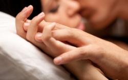 Jelang Pensiun, Ibu Guru Kumpul Kebo dengan Pria Muda di Rumah Dinas