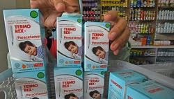 Kemenkes Tarik Obat Sirup Penurun Panas dari Apotek