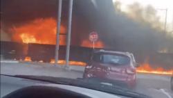 Truk Tangki Tabrak Jalan Layang Picu Ledakan Dahsyat, Banyak Rumah Terbakar