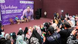 Kunjungi Purwakarta, Menparekraf Sandi Minta Pelaku UMKM Tak Henti Gali Potensi Diri<