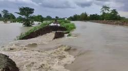 Tanggul Kali Lamong di Gresik Jebol 30 Meter, Warga Diminta Selamatkan Barang Berharga 