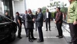 HT Sambut Kedatangan PM Palestina Shtayyeh di Hotel Park Hyatt 