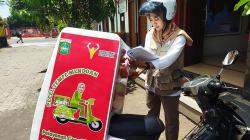 Viral Kades Cantik di Malang Keliling Kampung Tawarkan Pecel Tempe Mendoan, Seperti Apa?