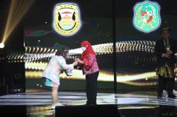 Dorong Kesejahteraan UMKM, Wali Kota Bandar Lampung Raih Penghargaan Indonesia Awards 2022