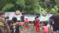 Kronologi Bus ALS Kecelakaan Masuk Jurang di Tapsel, Sopir Banting Setir Hindari Motor