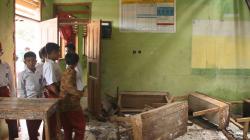 SDN Simpenan Sukabumi Rusak Parah, Disdik: Proyek Perbaikan Harus Dilelang
