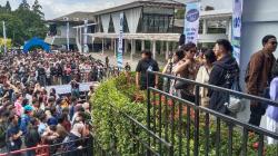 Peserta Audisi Indonesian Idol 2022 di Kota Bandung Membludak <