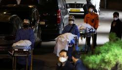 Foto-Foto Tragedi Halloween, 149 Orang Tewas Berdesakan di Gang Sempit Seoul