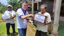 DPP Partai Perindo Bagikan Paket Bantuan untuk Korban Banjir di Malang Selatan 