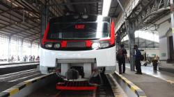 Warga Diimbau Tak Parkir Sembarangan di Jalur Kereta Api Solo-Wonogiri<