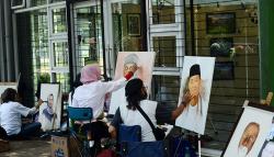 Seniman Melukis 1.000 Wajah Tokoh, Dukung Pemerintah Bangkit dari Pandemi