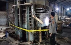 Siswa SMK yang Tewas Terjepit Mesin Press Tripleks di Jambi Dapat Santunan dari Perusahaan Tempatnya Magang<