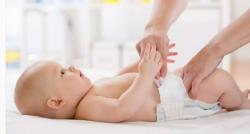 Para Ibu Wajib Tahu, Ini Waktu Ideal dan Cara Ganti Popok Bayi yang Tepat 