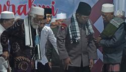 Pakai Peci, Kapolri Hadiri Doa Keselamatan Bangsa Bersama Ulama Banten