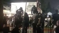 Kecewa Tak Bisa Masuk Kickfest 2022, Pengunjung Lompati Pagar