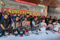 Polda Jateng Tangkap Komplotan Pencuri, Modusnya Pecah Kaca Mobil dengan Cincin Paku