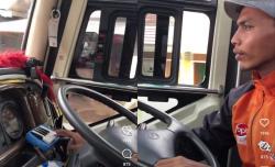 Viral Klakson Bus Pakai Pianika, Netizen Terpana: Request Lagu Dong Om