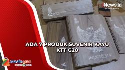 Suvenir Resmi KTT G20 Dibuat Salah Satu Rumah Produksi Kayu di Sidoarjo