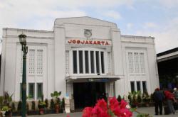 10 Provinsi dengan UMR Terendah di Indonesia, Peringkat 2 Pernah Jadi Ibu Kota Negara  