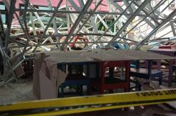 Detik-Detik Atap SD Muhammadiyah Bogor Gunungkidul Ambruk dan Timpa Belasan Siswa