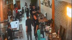 7 Orang yang Serang Pengunjung Kafe Berisi Polisi dengan Busur dan Parang Ditangkap, 1 Buron