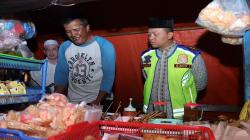 Sambangi Angkringan di Sukoharjo, Kapolres Ajak PKL Jadi Mitra Kamtibmas